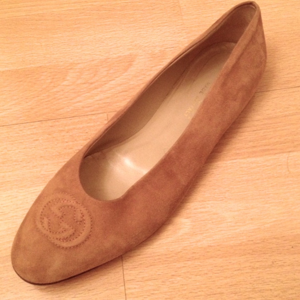 Gucci brown suede loafers